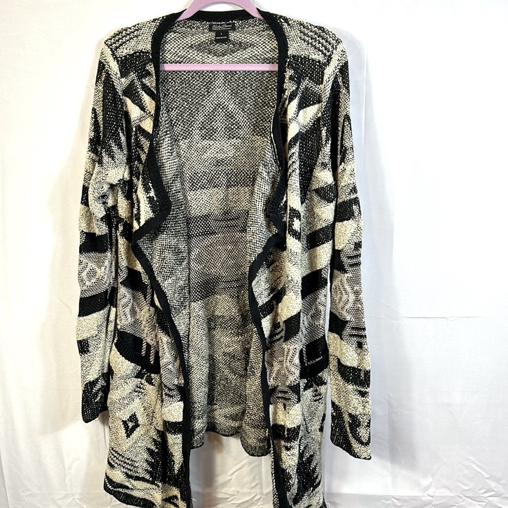 Lucky Brand Aztec Blanket Southwestern cardigan size large  Like New Black Cream - Picture 6 of 6